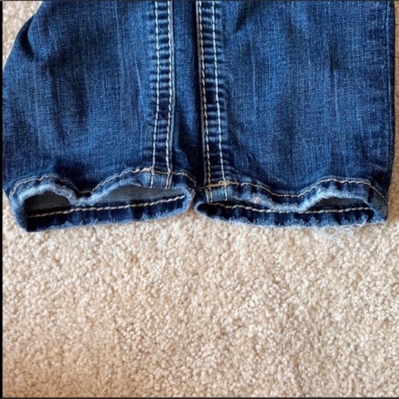 Rock Revival Jeans - Picture 7 of 8